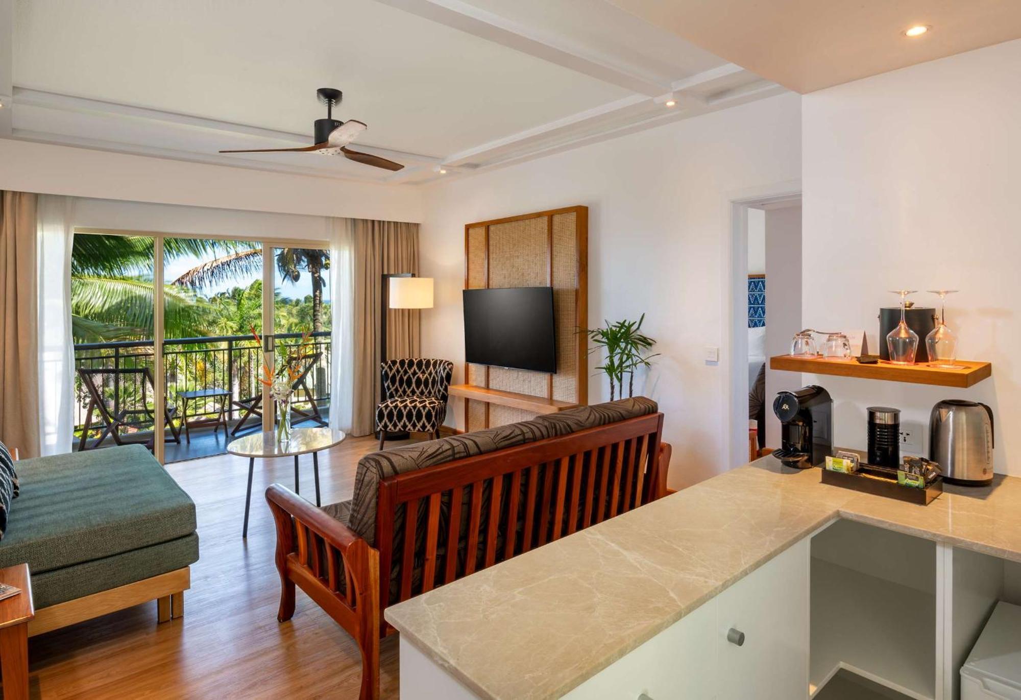 アウトリガー フィジー ビーチ リゾート コロトゴ エクステリア 写真 A suite at the Hilton Maldives